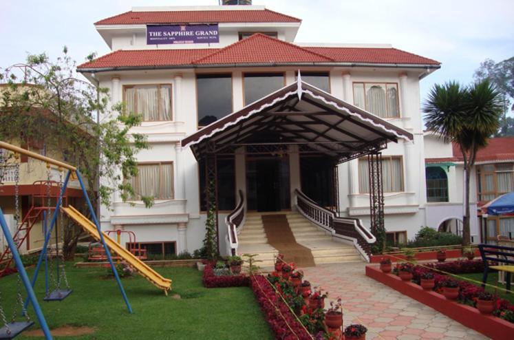 Hotel Sapphire Grand Ooty Dış mekan fotoğraf