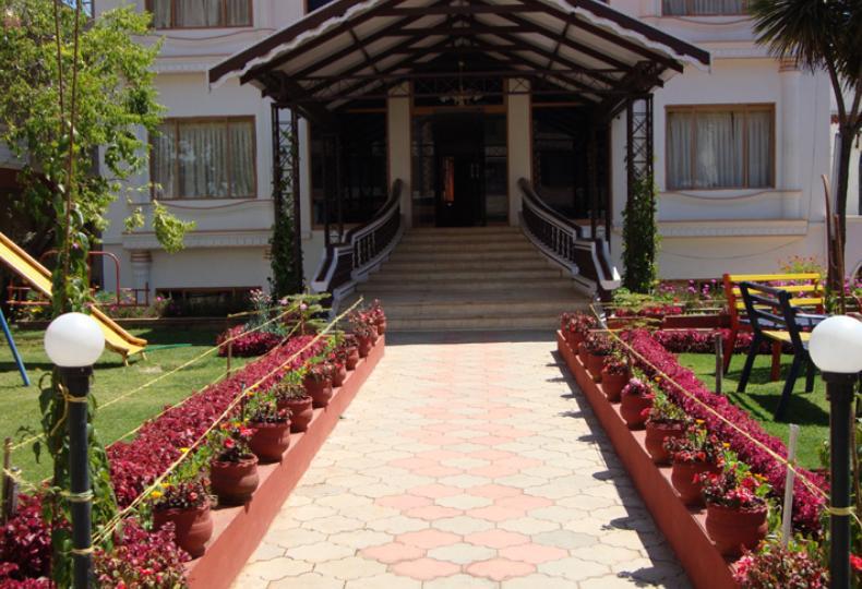Hotel Sapphire Grand Ooty Dış mekan fotoğraf